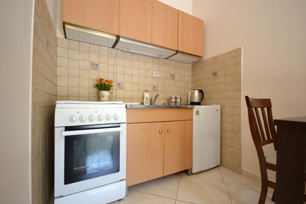 Apartments Dionis Kotor Exterior photo