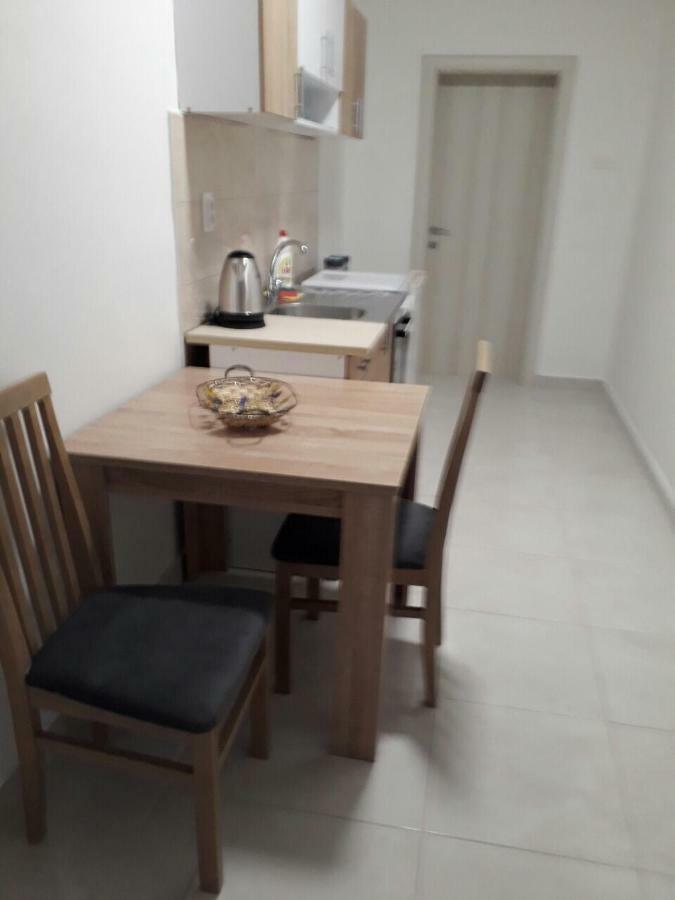 Apartments Dionis Kotor Exterior photo